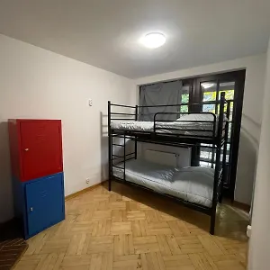 Hostel Eden Life 